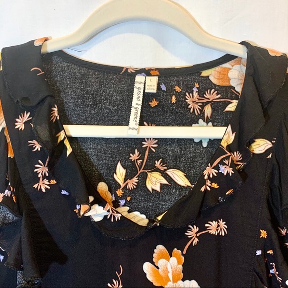 Grand & Greene Top - Picture 2 of 12